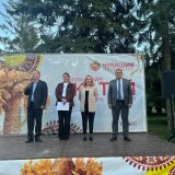 Тёплый вечер на площади Победы